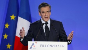 Fillon entschuldigt sich – ein bisschen