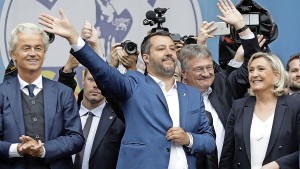 Salvini ruft, Chrupalla kommt