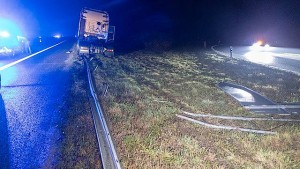 Führerloser Lkw fährt 30 Kilometer über A3