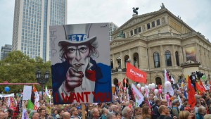 25.000 demonstrieren in Frankfurt