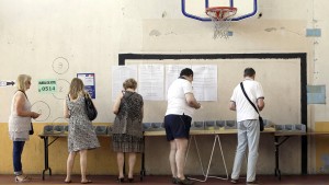 Niedrige Beteiligung  bei Parlamentswahl