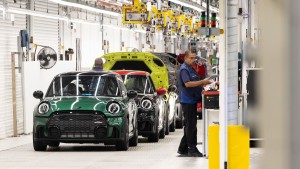 Die englische Autoindustrie erholt sich