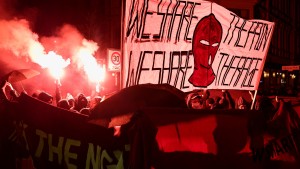 Festnahmen bei feministischer Demo in Berlin