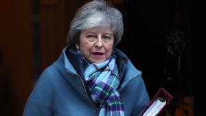 May will in Brüssel für „pragmatische Lösung“ kämpfen