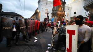 Zusammenstöße zwischen Assange-Unterstützern und Polizei in Ecuador