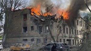 Raketenangriff auf Klinik in Dnipro