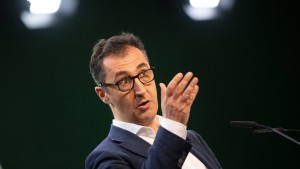 Auch Özdemir meldet Sonderzahlungen an Bundestag nach