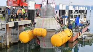 Energiegeladene Hohlkugeln im Meer