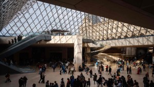 Der Louvre ist in einem besorgniserregenden Zustand