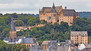 ETF-Masterfonds hilft Marburg in der Steuerkrise