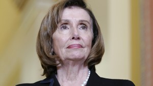 Angreifer wollte Nancy Pelosi die Kniescheiben zertrümmern