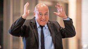 Wie Gregor Gysi Klartext raunt