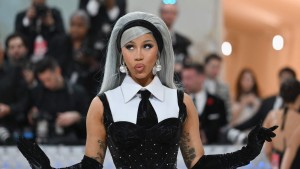 Kein Verfahren gegen Cardi B nach Mikrofon-Wurf