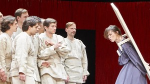 Antigone und das Bein der Schaufensterpuppe 