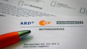 Studie: Drei Milliarden Euro für ARD und ZDF