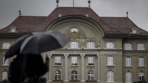 Die Notenbank in der Schweiz senkt die Leitzinsen