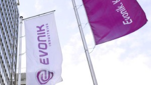 Evonik will vor der Sommerpause an die Börse