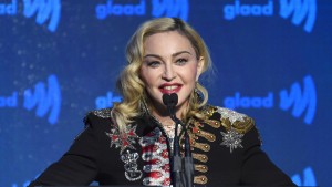 Madonna meldet sich nach Krankenhausaufenthalt zurück