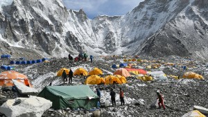 Schmelzende Gletscher legen Leichen frei