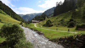 Wanderer stirbt nach Felssturz im Allgäu