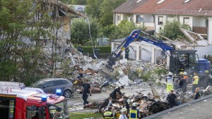 Toter aus Trümmern in Memmingen geborgen