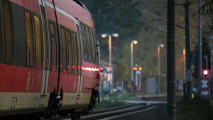 Schüler beim Bahnsurfen versichert