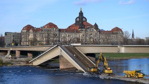 Carola-Brücke muss komplett abgerissen werden