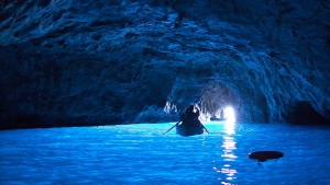 Klum und ihre Hochzeitsgäste baden in der Blauen Grotte