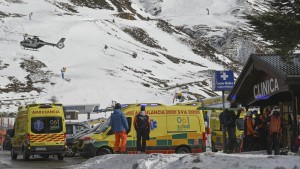 Bangen um Schwerverletzte nach Skilift-Unfall in Spanien