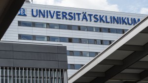 Uniklinik Frankfurt über neue E-Mails erreichbar