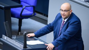 Bundestag hebt Immunität von bayerischem AfD-Chef auf