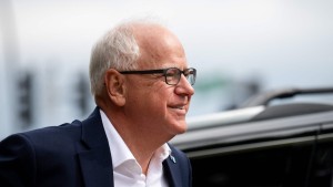 Harris zieht mit Tim Walz in die Wahl