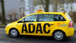 Kritik am Batterieverkauf des ADAC