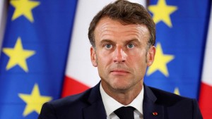 Frankreich will klaren Zeitplan für NATO-Beitritt der Ukraine