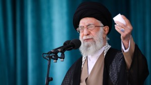 Khamenei wirft USA und Israel Provokation vor