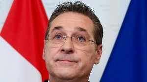 Razzia beim ehemaligen FPÖ-Vorsitzenden Strache