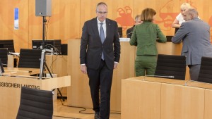 Opposition kritisiert Beuths Aussagen