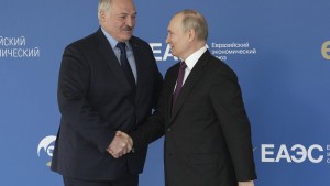 Wie Belarus seine Unabhängigkeit verliert