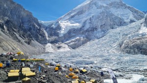 Warum sich die Saison am Mount Everest verzögert