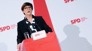 SPD-Chefin Esken: „Die Schuldenbremse ist aus der Zeit gefallen“