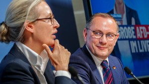 Bleibt es bei der Doppelspitze Weidel-Chrupalla?