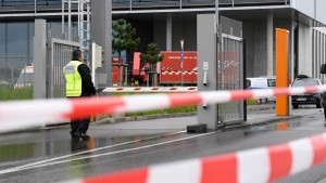 Zwei Tote im Mercedes-Benz-Werk