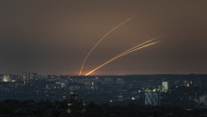 Tote bei Raketenangriffen auf Charkiw und Odessa