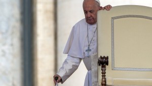 Papst entschuldigt sich für Äußerung über Homosexuelle