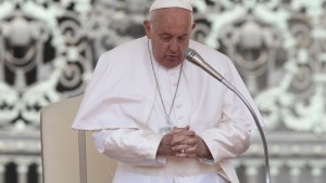 Papst Franziskus: Geschwätz ist „Frauensache“