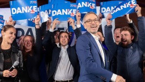 Österreich wählt wie Ostdeutschland: AfD und FPÖ im Vergleich