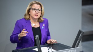 Entwicklungsministerin Schulze für weltweite Milliardärssteuer