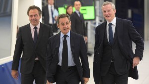 Sarkozy will UMP-Granden am Wiederaufbau beteiligen  