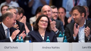 Andrea Nahles mit 66,35 Prozent gewählt