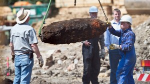 Vorbereitungen für zweite Bombenentschärfung